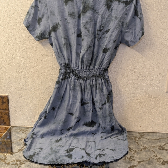 Blue Tie-Dye V-Neck Dress with Belt - Picture 3 of 7